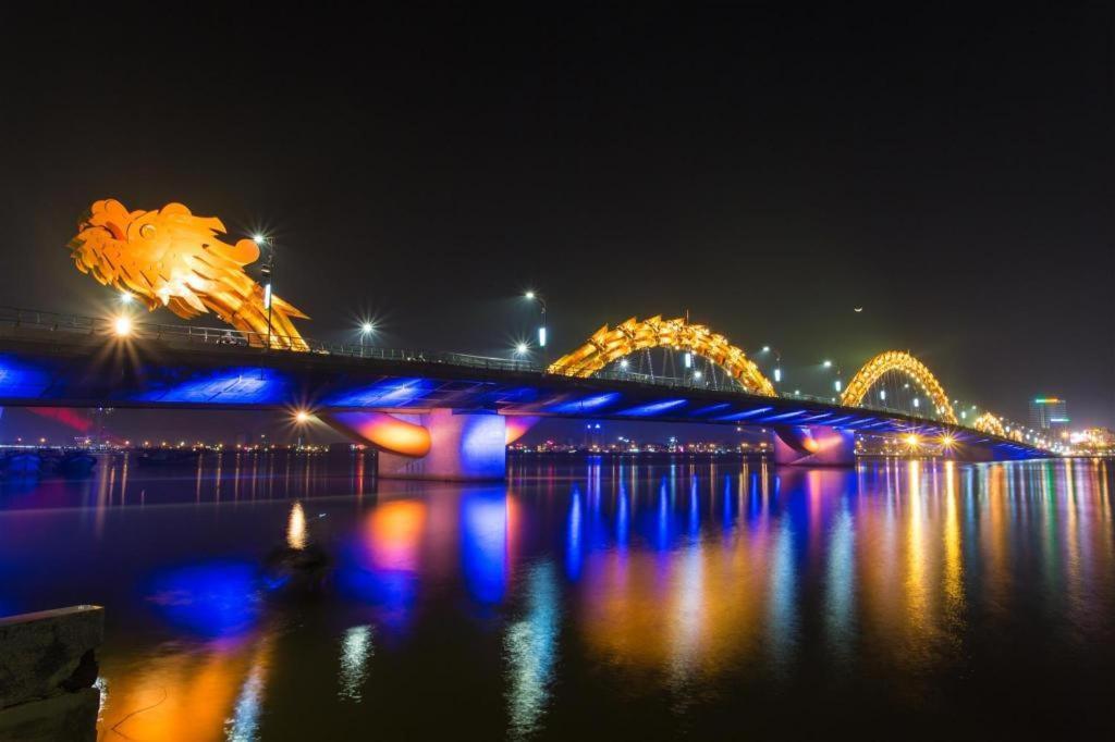 Gic Land Hotel Дананг Екстериор снимка