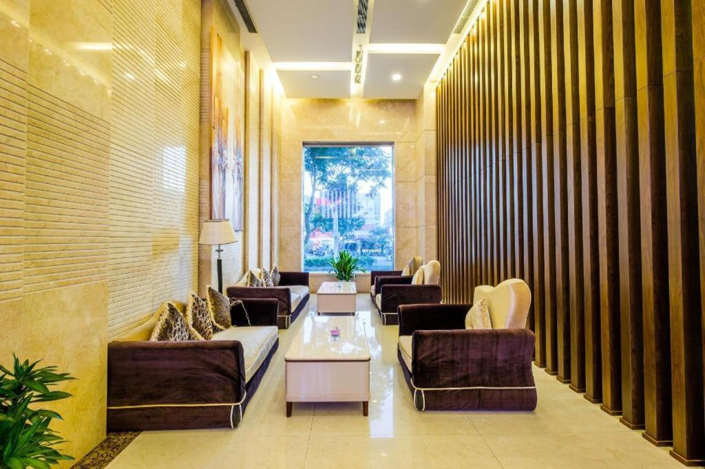 Gic Land Hotel Дананг Екстериор снимка