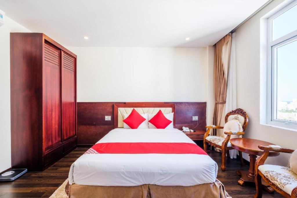 Gic Land Hotel Дананг Екстериор снимка