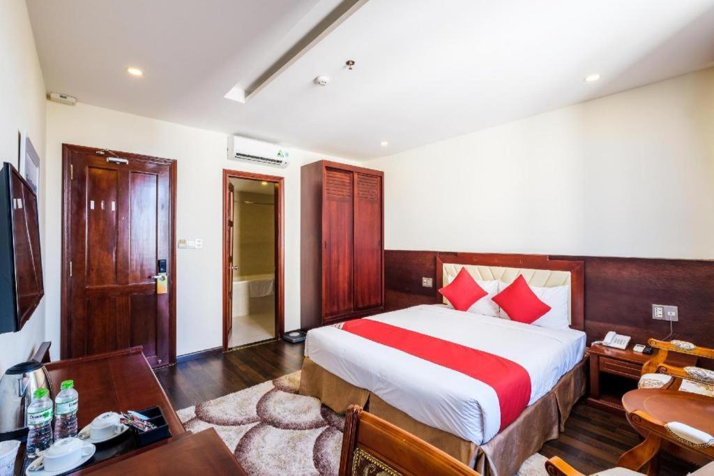Gic Land Hotel Дананг Екстериор снимка