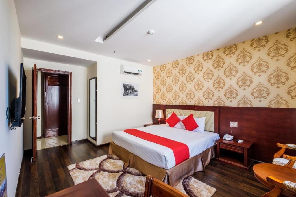 Gic Land Hotel Дананг Екстериор снимка